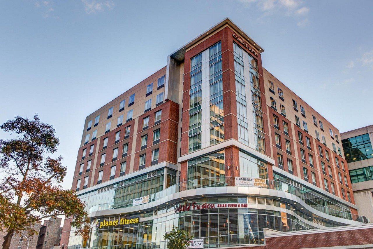 Cambria Hotel White Plains - Downtown Екстериор снимка