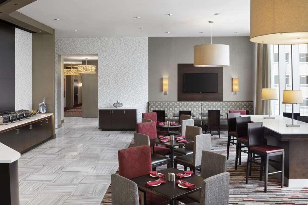 Cambria Hotel White Plains - Downtown Ресторант снимка