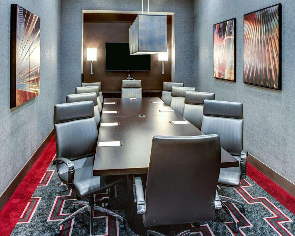 Cambria Hotel White Plains - Downtown Съоръжения снимка